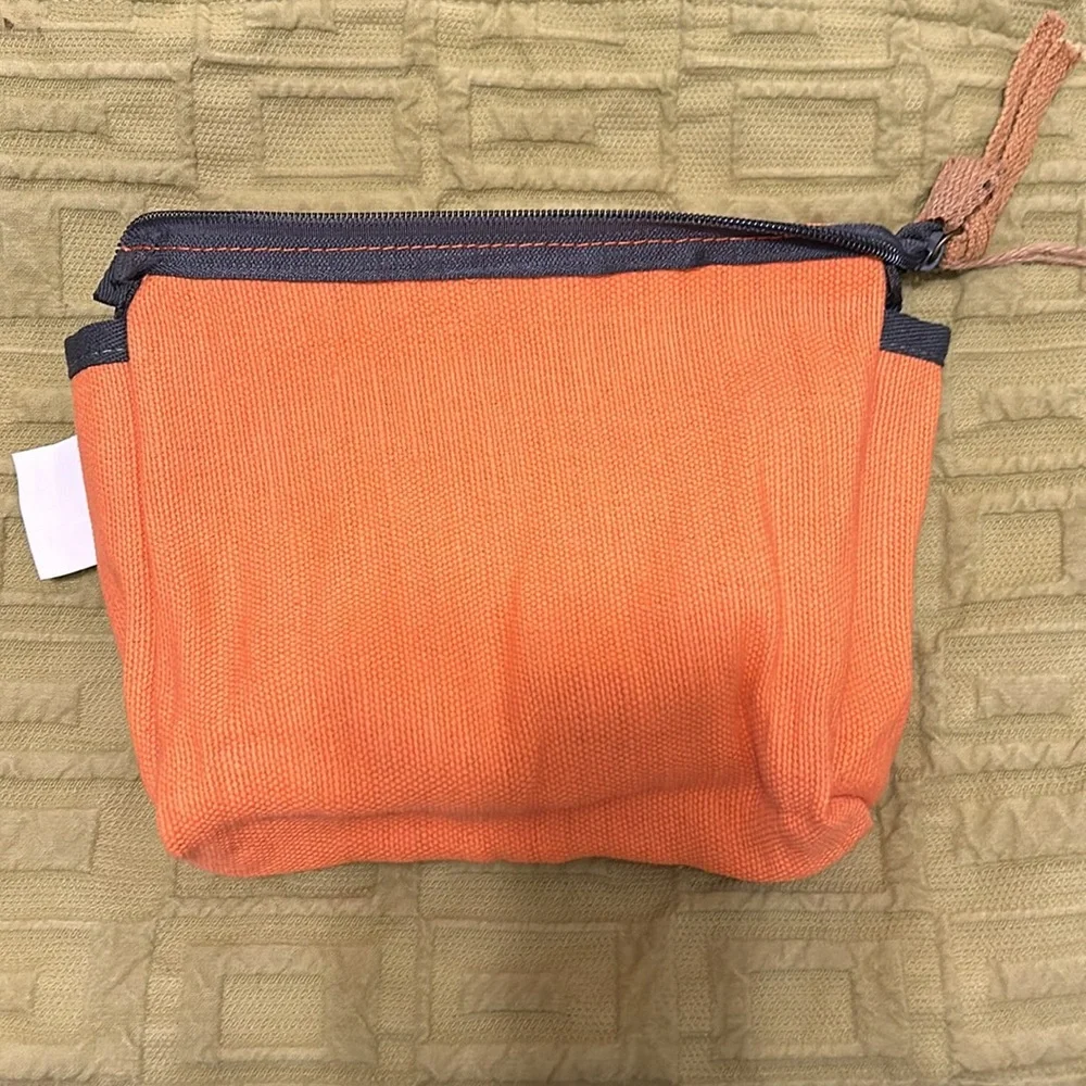 Onyx + Green Zippered Pouch